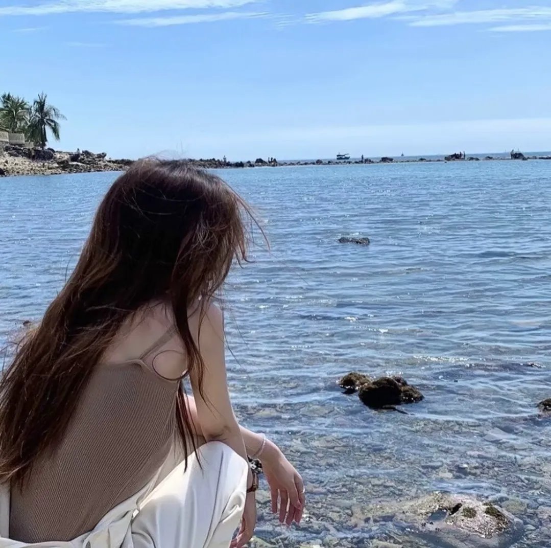 云端男女